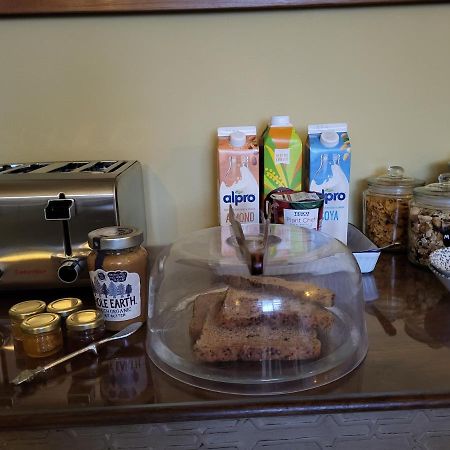 The Green Door Vegan B&B Llanon 외부 사진