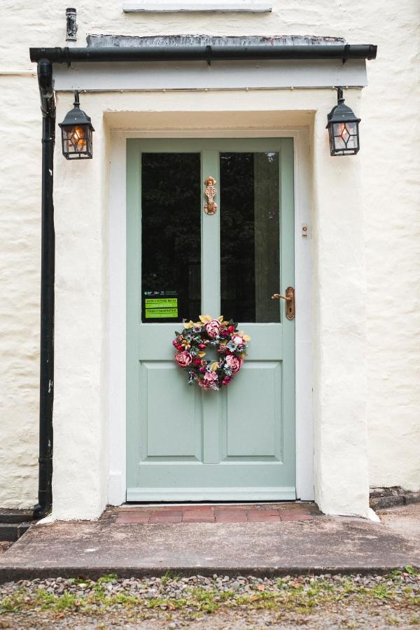 The Green Door Vegan B&B Llanon 외부 사진