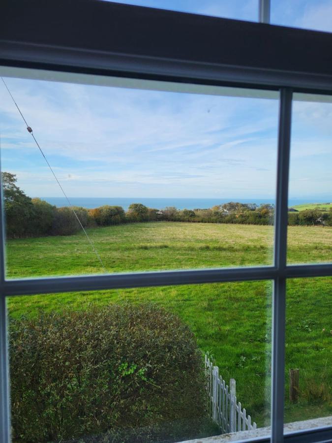 The Green Door Vegan B&B Llanon 외부 사진